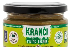 Kranči pistać lešnik krem – 50% pistaća i 14% domaćeg lešnika, obogaćen kakao puterom i kokos proteinom.